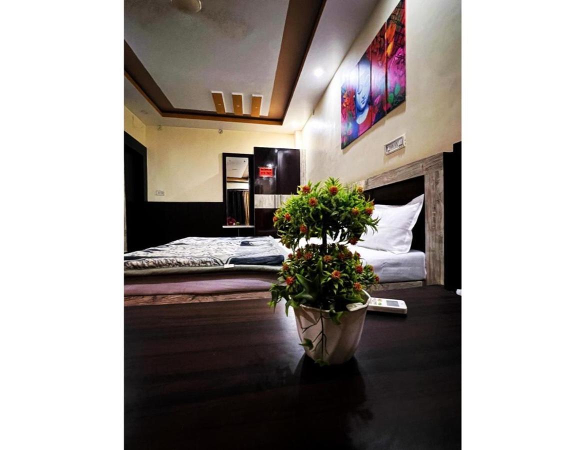 Hotel Preeti,Lalitpur Exterior foto